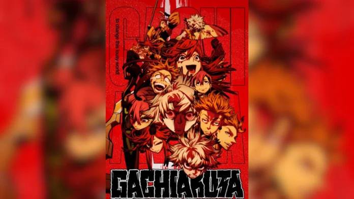 Imagem promocional do anime Gachiakuta, com fundo vermelho vibrante. Vários personagens estão dispostos em círculo ao redor de um protagonista central de cabelos brancos e olhos vermelhos. O estilo é dinâmico e expressivo, sugerindo ação e intensidade. Na parte inferior, o título “GACHIakuta” aparece em letras pretas grandes e desgastadas.